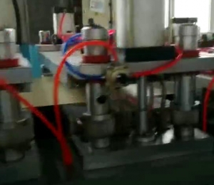 山東客戶，UPVC硬板模具開機(jī)視頻
